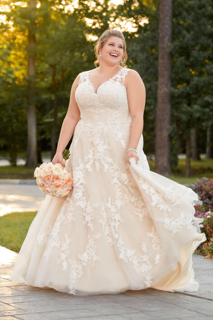 Stella York - Plus-Sized Bridal Gowns - The White Dress