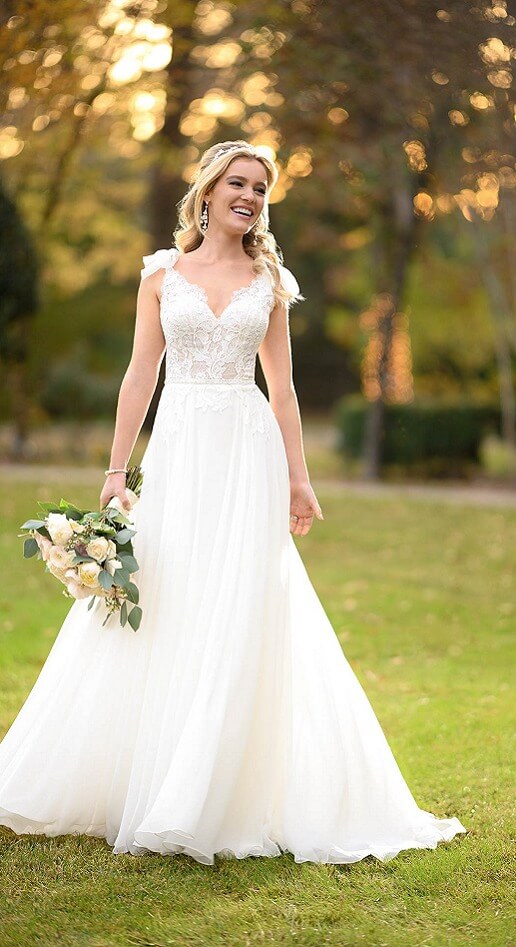 How to Choose the Best Fabric for Your Dream Wedding Dress