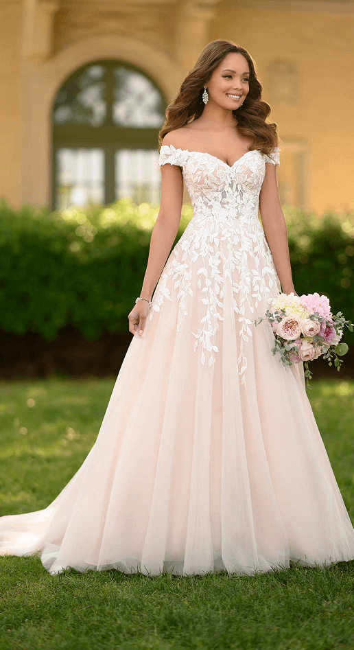 How to Choose the Best Fabric for Your Dream Wedding Dress