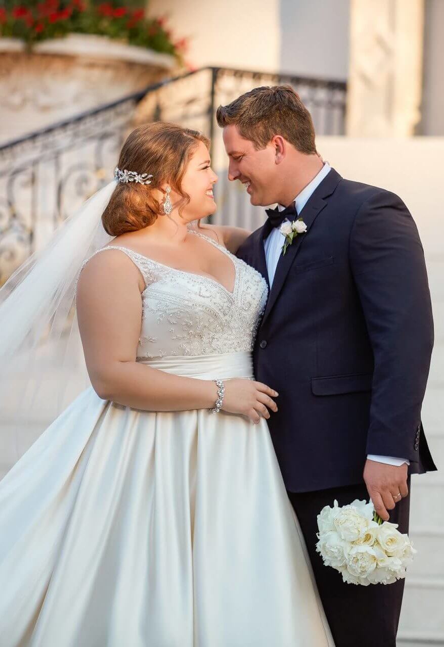 ESTELLA plus size wedding dress