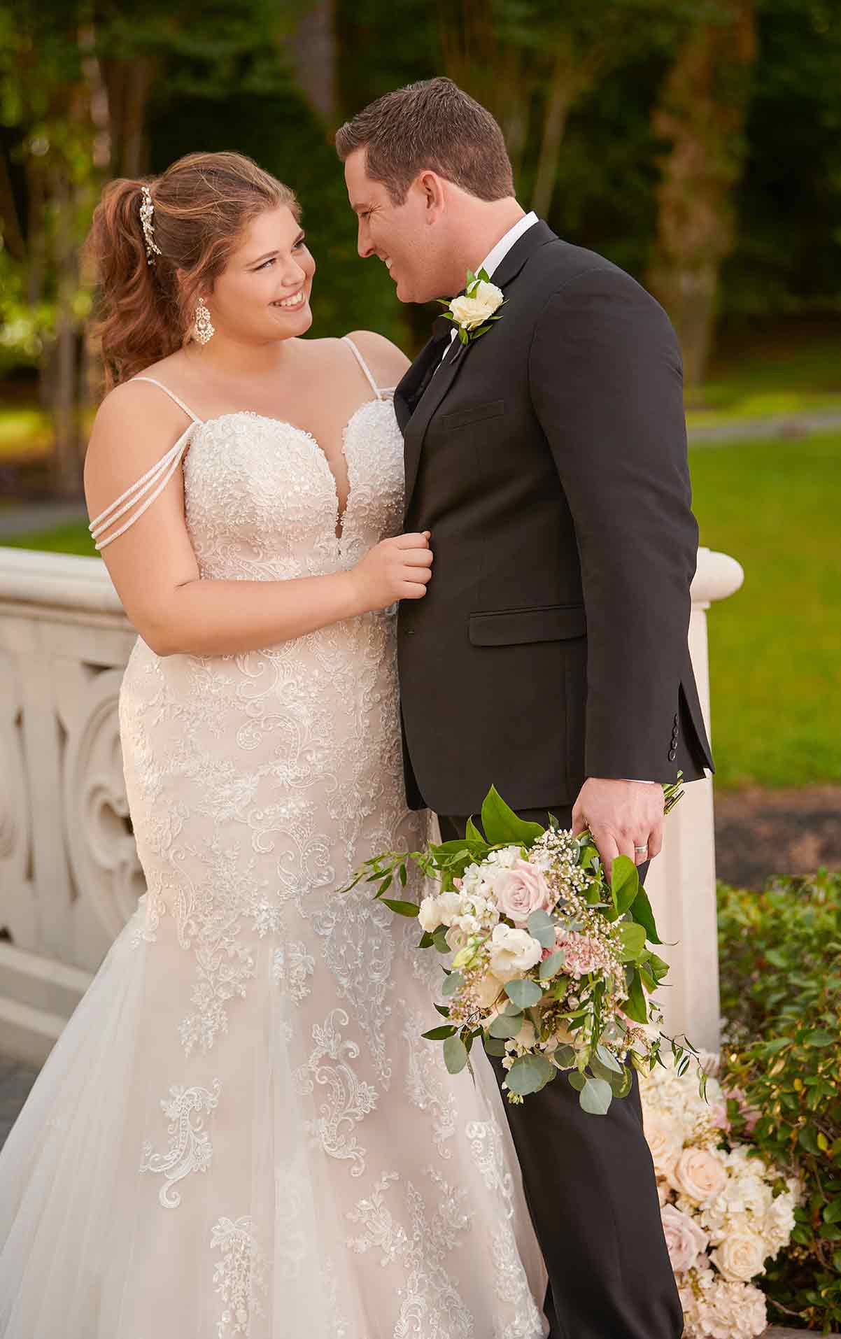 Plus Size off Shoulder Style Wedding Dress With Beaded Straps