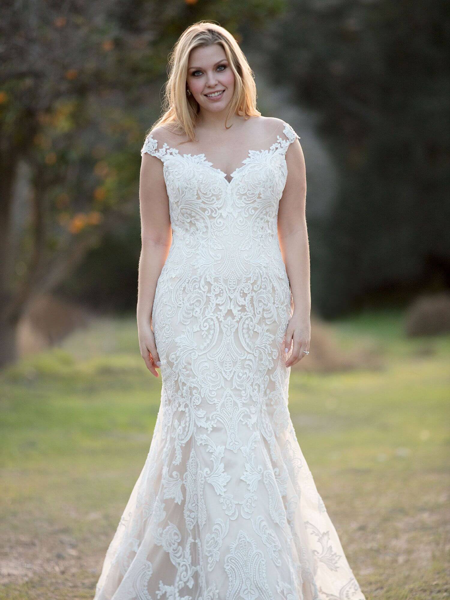 plus-size-wedding-dresses-michigan-bridal-store-the-white-dress