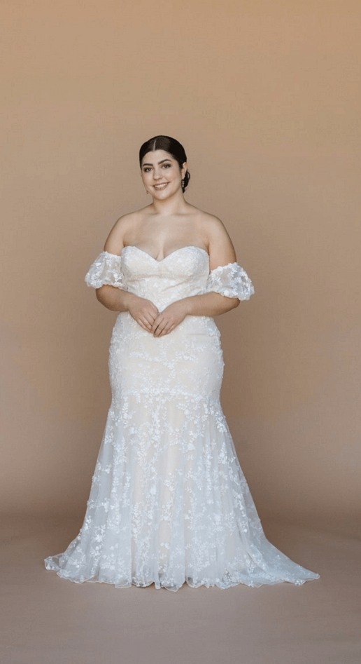 beautiful lace wedding dress, Opal Ann