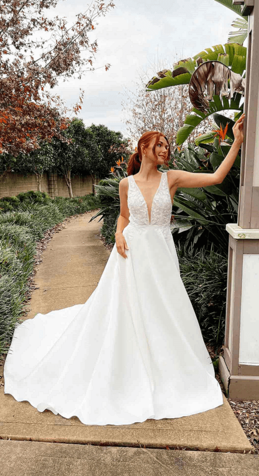 Beautiful wedding dress, Meriweather