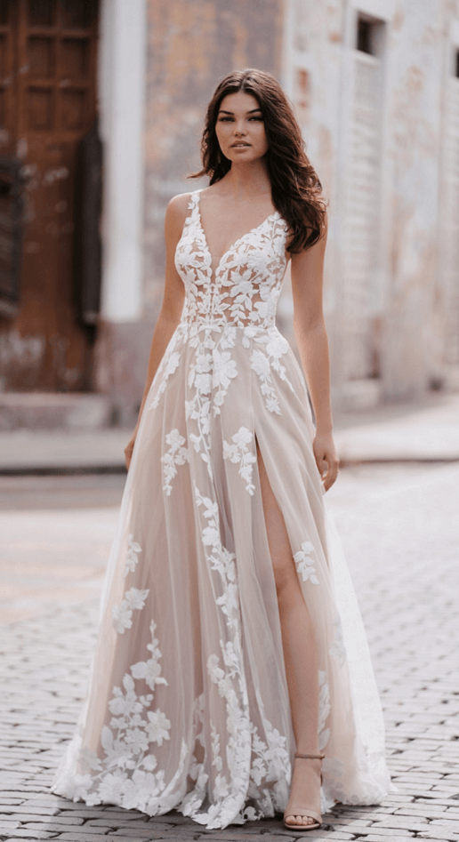 Dreamy Mellora wedding dress