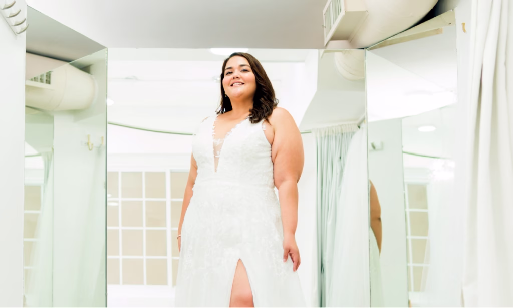 Plus Size - lookbook plus size thumb - The White Dress